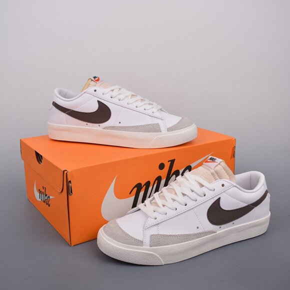 Nike Blazer Low 77 VNTG Sneaker Brown White